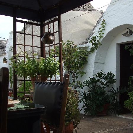 Trulli La Casa Di Rosa Acomodação com café da manhã Alberobello Exterior foto