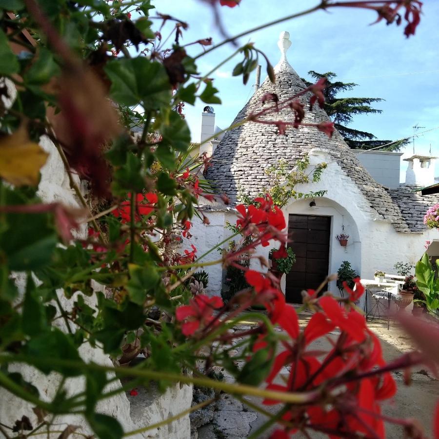 Trulli La Casa Di Rosa Acomodação com café da manhã Alberobello Exterior foto