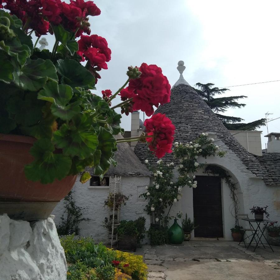 Trulli La Casa Di Rosa Acomodação com café da manhã Alberobello Exterior foto