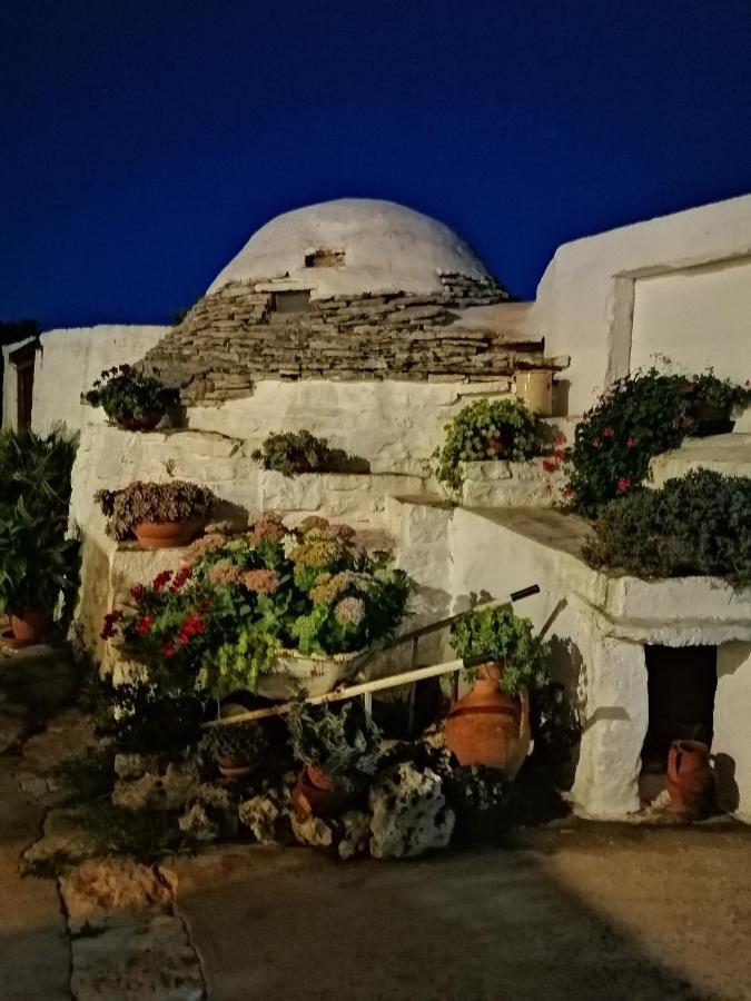 Trulli La Casa Di Rosa Acomodação com café da manhã Alberobello Exterior foto